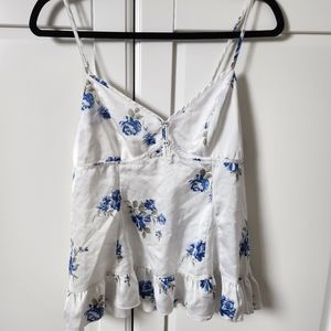ABERCROMBIE & FITCH Floral blue whitel top Size S